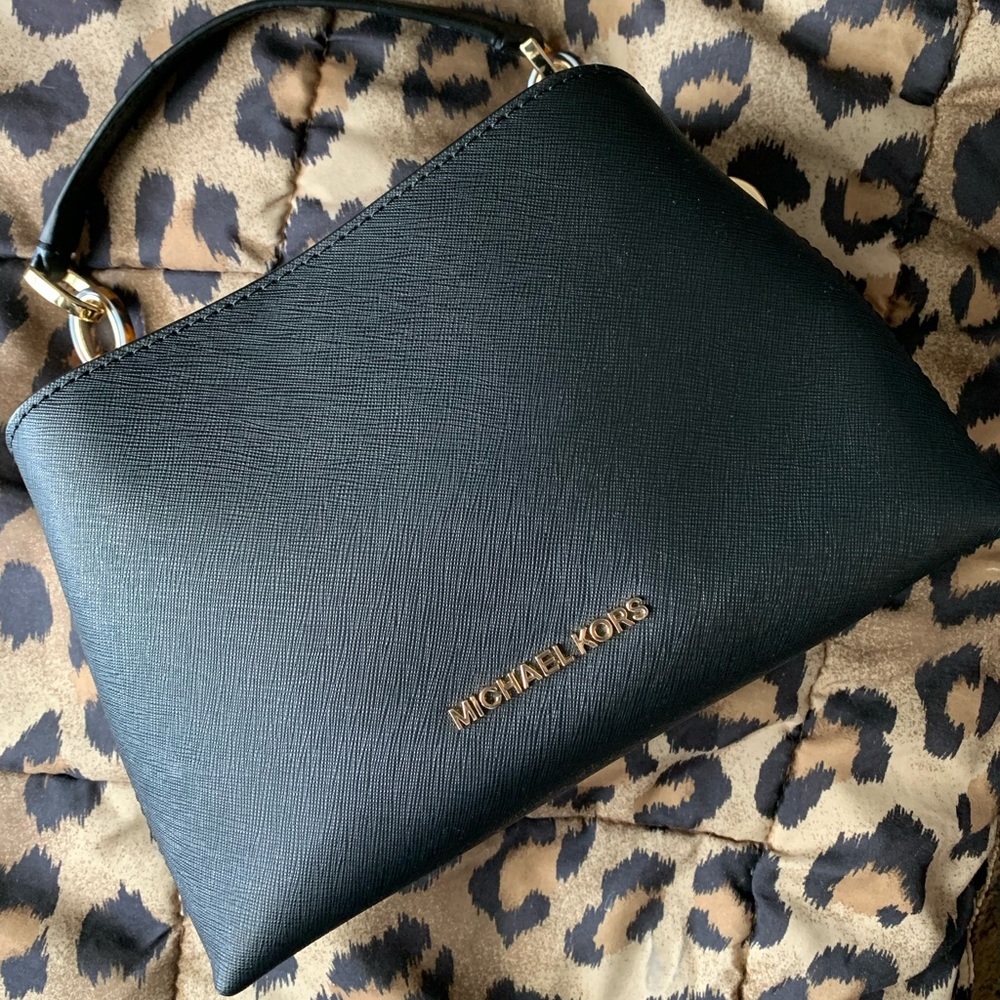 Like New MK Purse
